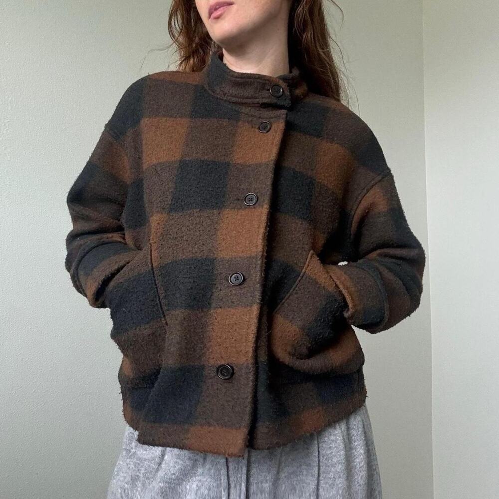 Banana republic brown and black plaid cropped jacket